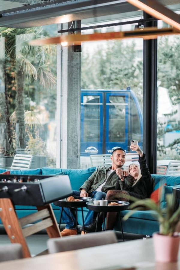 Moxy Sion Hotel Bagian luar foto