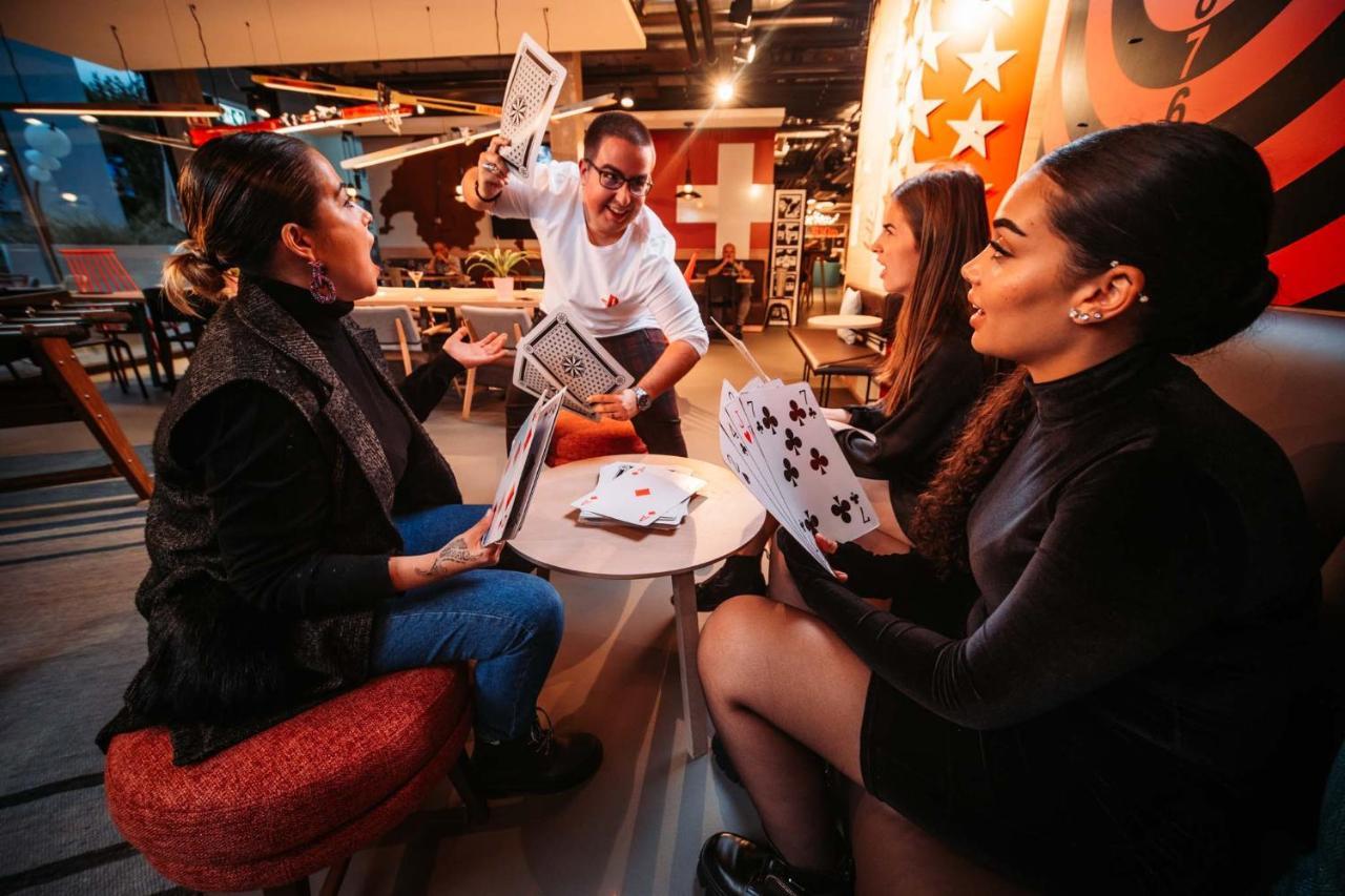 Moxy Sion Hotel Bagian luar foto